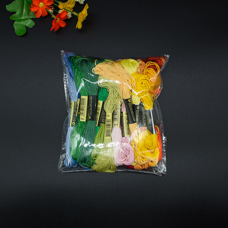 C 24/100/50 Çok Renkli Çapraz  - Embroidery Yarns incelemesi ve fiyatı